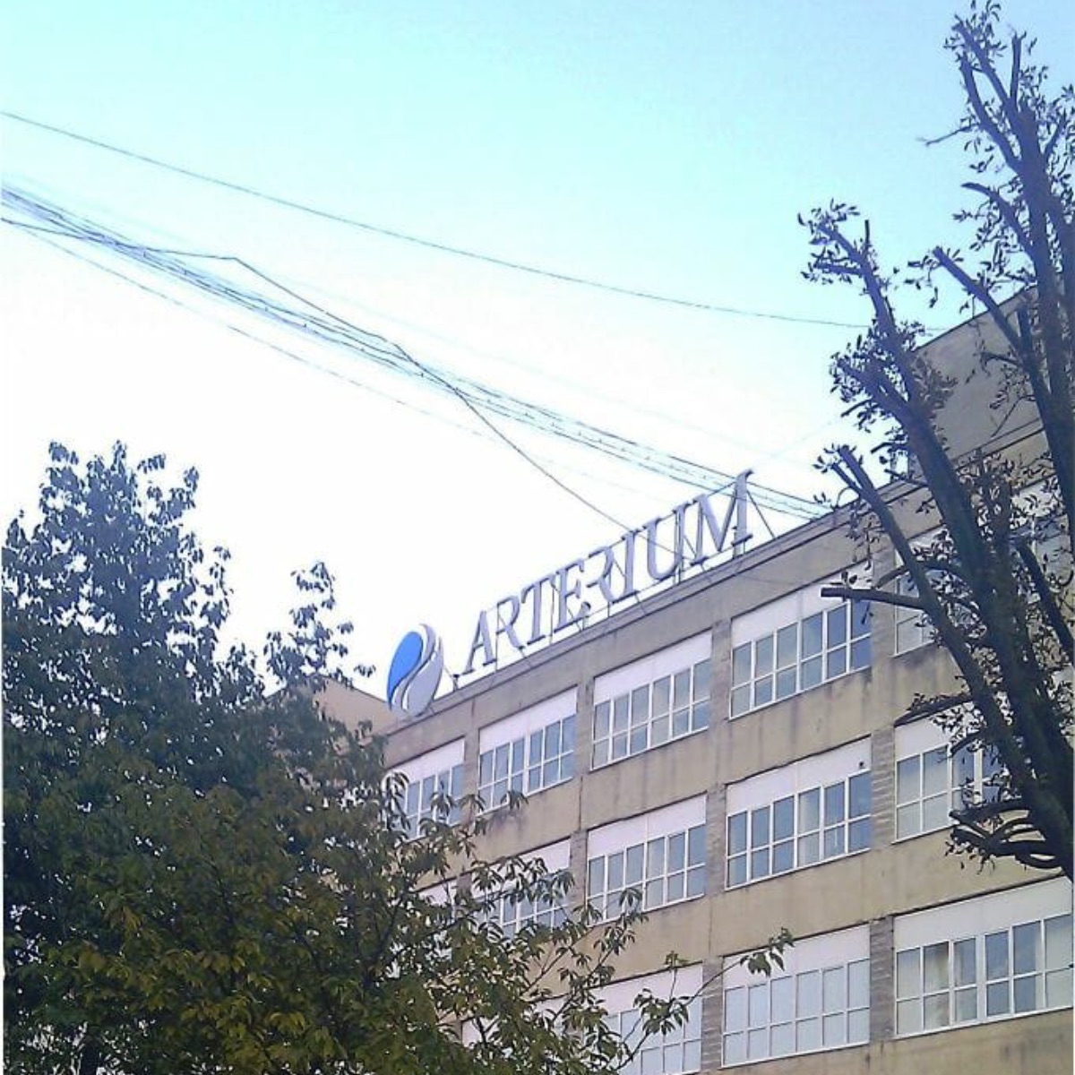 Рекламні установки на дахах (бігборди, щити, вивіски) - приклад роботи 1 від рекламної агенції Монблан